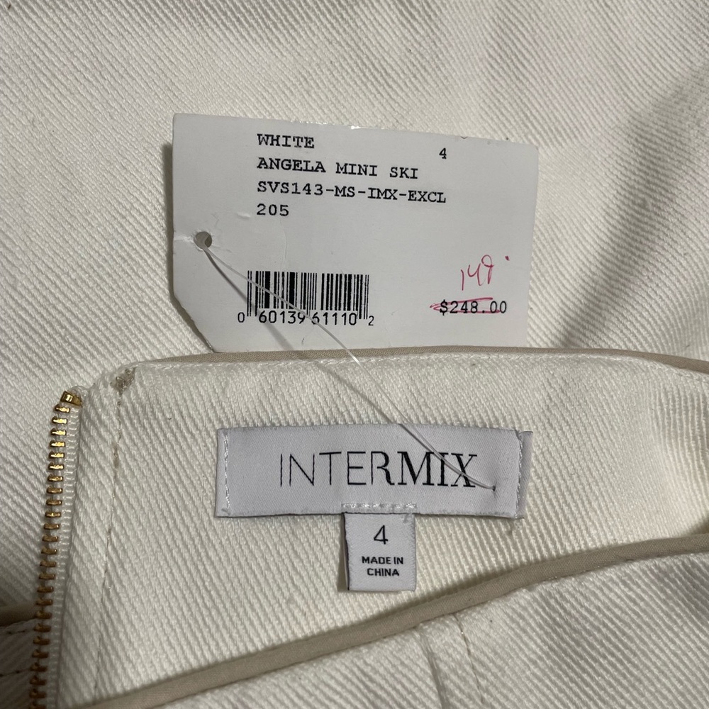 INTERMIX Cream Textured Mini Skirt
